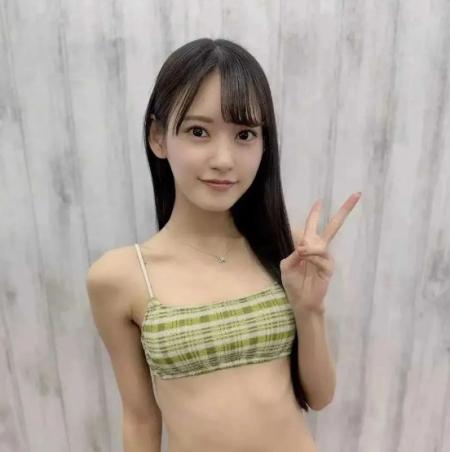 压倒性的透明感美少女？00后的颜值代表—八卦海